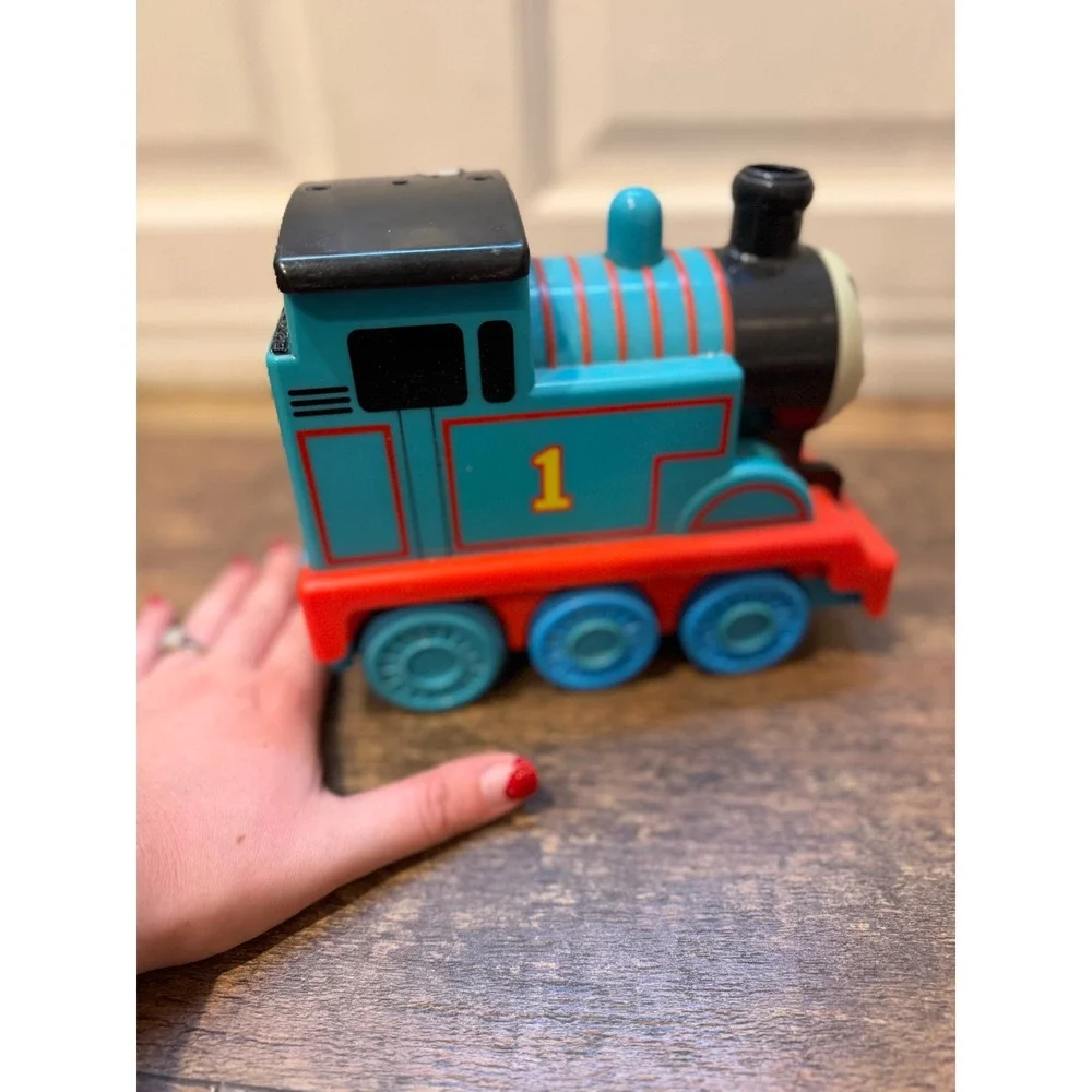 Thomas & Friends Thomas the Tank Engine Motorized‎ Blue No 1 Toy Train Plastic